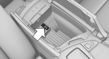 USB audio interface is located in the center armrest.